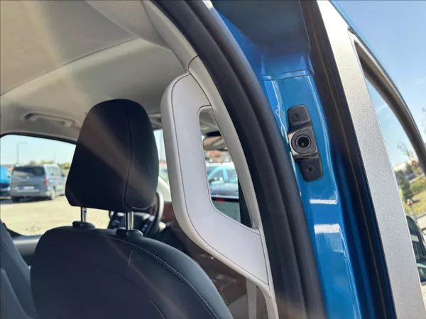 Ford Tourneo Custom 2,0 125kW Titanium X AWD L1 - foto 25