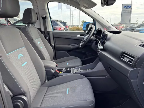 Ford Tourneo Connect 2,0 EcoBlue Active L2 Aut. - foto 24