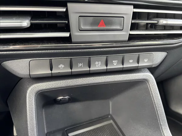 Ford Tourneo Connect 2,0 EcoBlue Active L2 Aut. - foto 43
