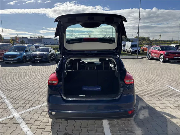 Ford Focus 1,5 TDCI 70kW Trend - foto 10