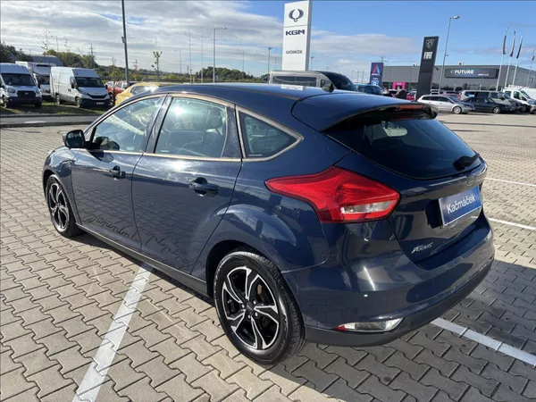 Ford Focus 1,5 TDCI 70kW Trend - foto 3