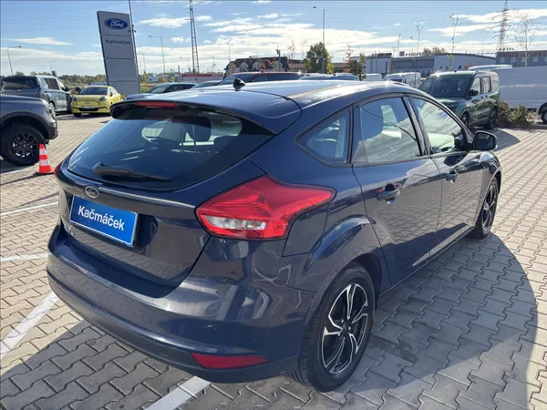 Ford Focus 1,5 TDCI 70kW Trend - foto 5