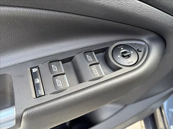 Ford Kuga 2,0 EcoBoost 170kW ST-Line - foto 27