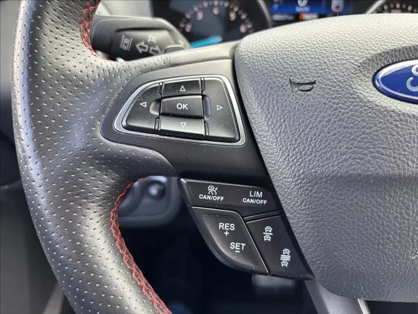 Ford Kuga 2,0 EcoBoost 170kW ST-Line - foto 30