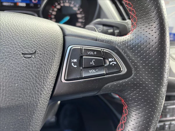 Ford Kuga 2,0 EcoBoost 170kW ST-Line - foto 31