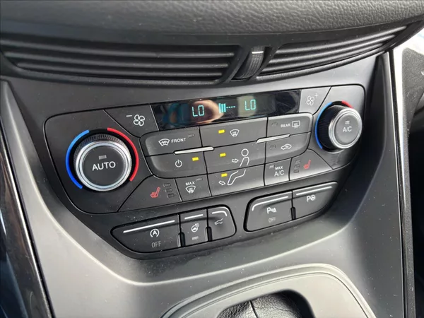 Ford Kuga 2,0 EcoBoost 170kW ST-Line - foto 36