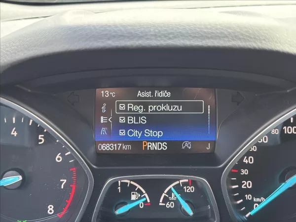 Ford Kuga 2,0 EcoBoost 170kW ST-Line - foto 41