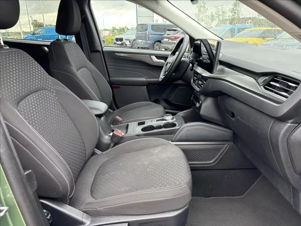 Ford Kuga 2,5 HEV 132kW Titanium - foto 21