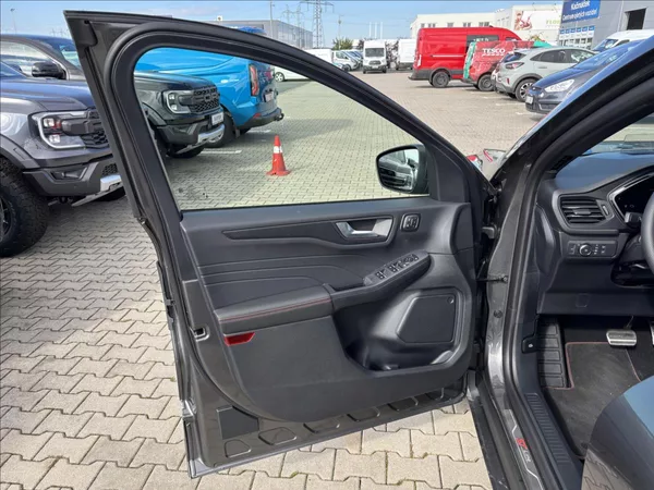 Ford Kuga 2,5 HEV 138kW ST-Line X AWD - foto 18