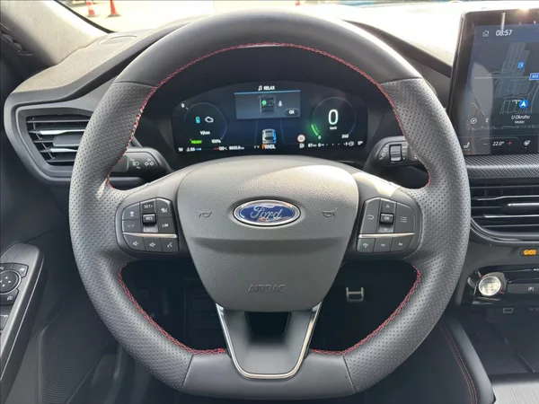 Ford Kuga 2,5 HEV 138kW ST-Line X AWD - foto 22
