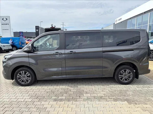 Ford Tourneo Custom 2,5 PHEV 171kW Titanium X - foto 2