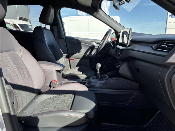 Ford Kuga 1,5 EcoBoost 137kW ST-Line - foto 21