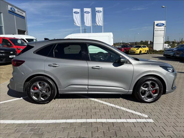 Ford Kuga 1,5 EcoBoost 137kW ST-Line - foto 6