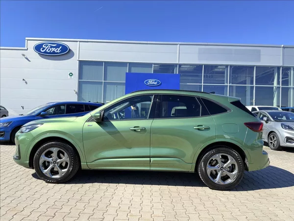 Ford Kuga 1,5 EcoBoost 137 kW ST-Line - foto 2