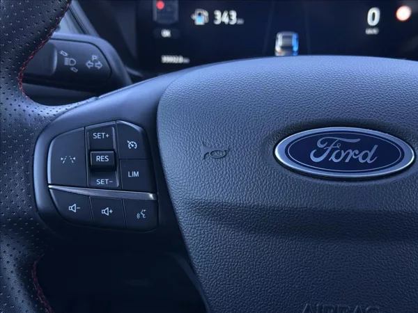 Ford Kuga 1,5 EcoBoost 137 kW ST-Line - foto 20
