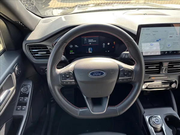 Ford Kuga 2,5 HEV 138kW ST-Line X AWD - foto 17