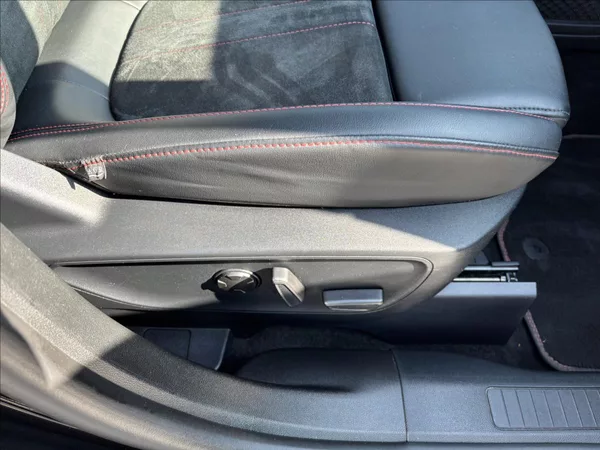 Ford Kuga 2,5 HEV 138kW ST-Line X AWD - foto 21