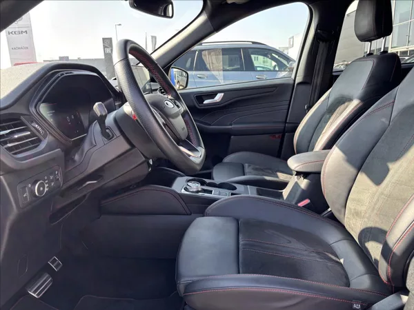 Ford Kuga 2,5 HEV 138kW ST-Line X AWD - foto 22