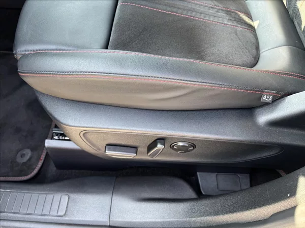 Ford Kuga 2,5 HEV 138kW ST-Line X AWD - foto 23