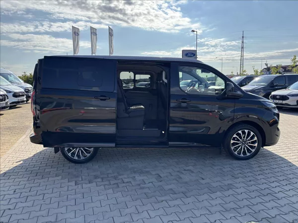 Ford Tourneo Custom 2,0 125kW Titanium X L1 - foto 15
