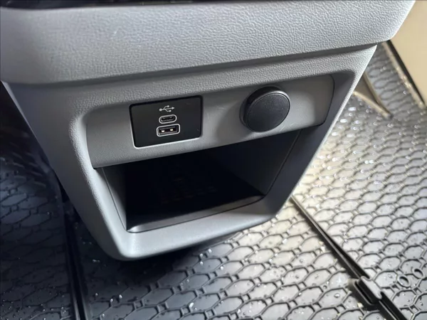 Ford Tourneo Custom 2,0 125kW Titanium X L1 - foto 46