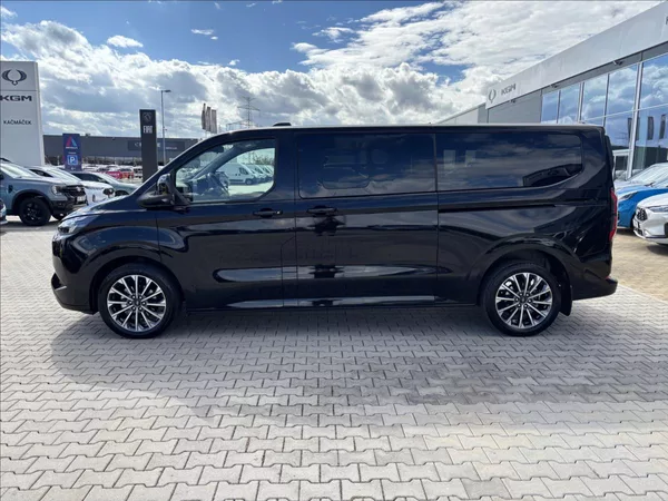 Ford Tourneo Custom 2,5 PHEV 171kW Titanium X L2 - foto 2