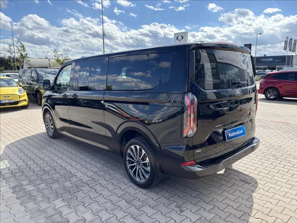 Ford Tourneo Custom 2,5 PHEV 171kW Titanium X L2 - foto 3
