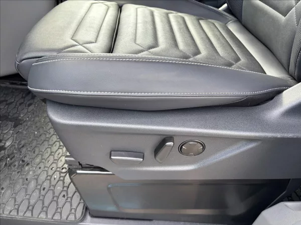 Ford Tourneo Custom 2,5 PHEV 171kW Titanium X L2 - foto 32