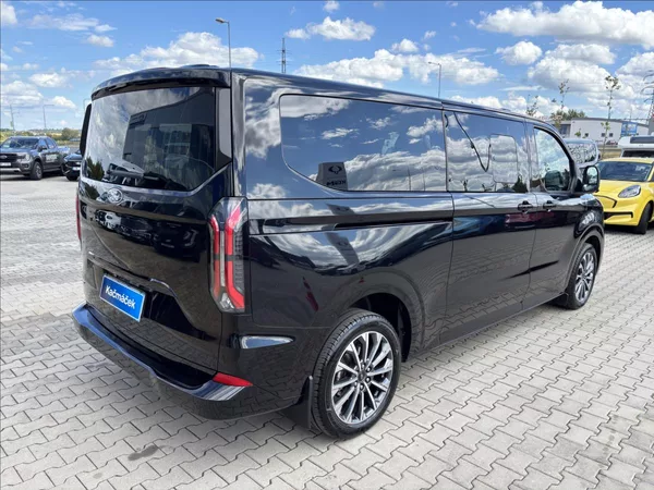 Ford Tourneo Custom 2,5 PHEV 171kW Titanium X L2 - foto 5