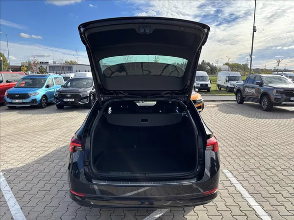 Škoda Octavia 2,0 TDI 110kW Style - foto 11