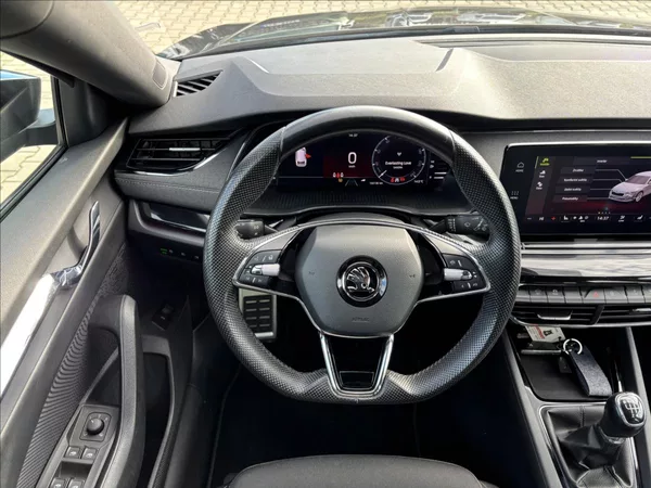Škoda Octavia 2,0 TDI 110kW Style - foto 18