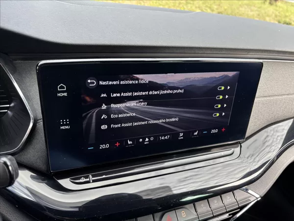 Škoda Octavia 2,0 TDI 110kW Style - foto 36