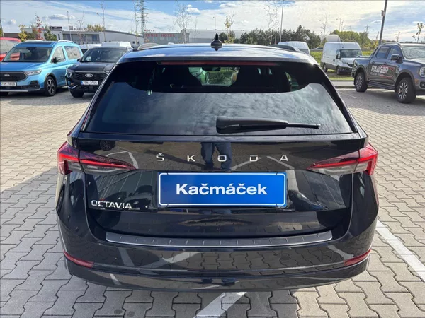 Škoda Octavia 2,0 TDI 110kW Style - foto 4