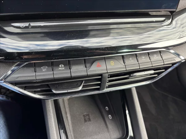 Škoda Octavia 2,0 TDI 110kW Style - foto 42