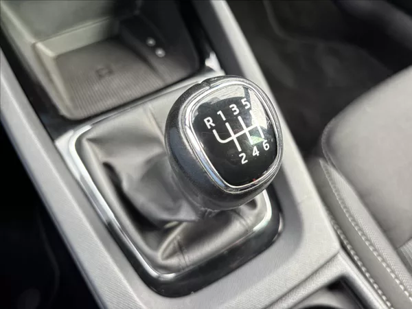 Škoda Octavia 2,0 TDI 110kW Style - foto 44
