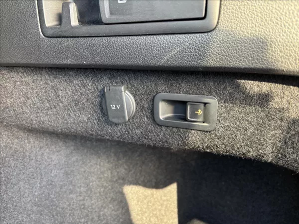 Volkswagen Passat 2,0 TDI 147kW Elegance DSG - foto 12