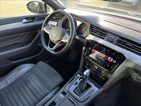 Volkswagen Passat 2,0 TDI 147kW Elegance DSG - foto 23