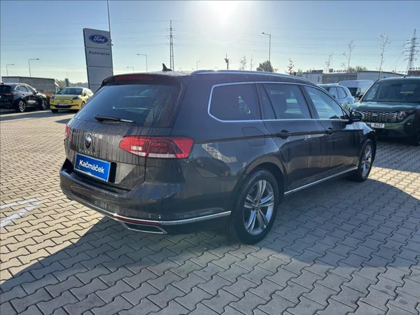 Volkswagen Passat 2,0 TDI 147kW Elegance DSG - foto 4