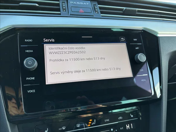 Volkswagen Passat 2,0 TDI 147kW Elegance DSG - foto 45