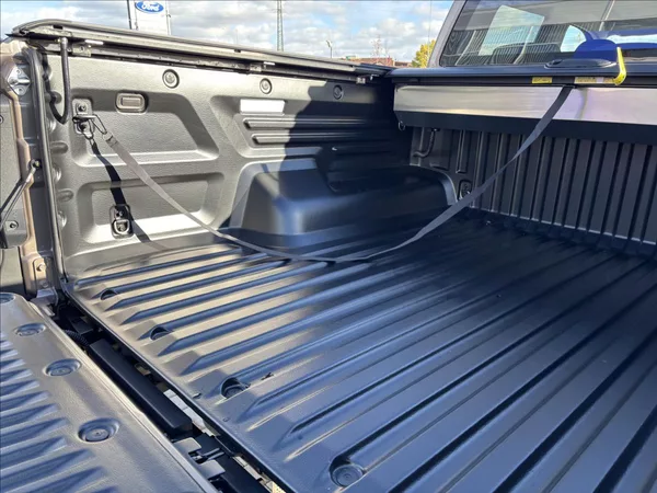 KGM Musso Grand 2,2 Premium 148kW 4x4 DPH - foto 14
