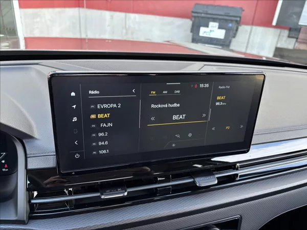 KGM Musso Grand 2,2 Premium 148kW 4x4 DPH - foto 37
