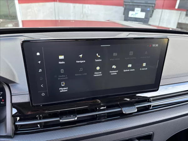 KGM Musso Grand 2,2 Premium 148kW 4x4 DPH - foto 39