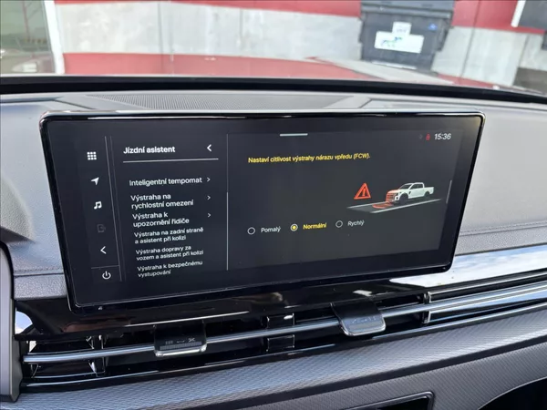 KGM Musso Grand 2,2 Premium 148kW 4x4 DPH - foto 42