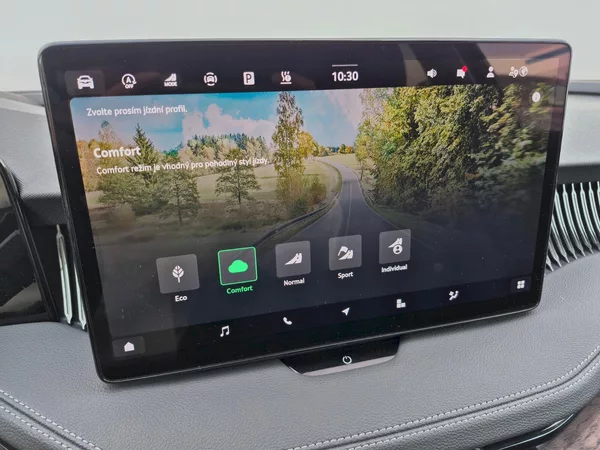 Škoda Superb Laurin & Klement 2.0 TDI 142kW - foto 19