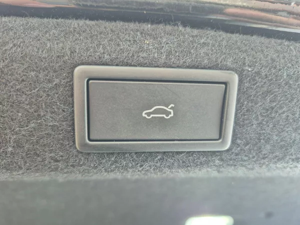 Škoda Superb Laurin & Klement 2.0 TDI 142kW - foto 28