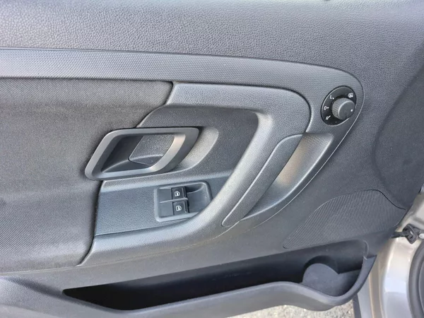 Škoda Roomster Scout 1.6 TDI 66 kW - foto 11