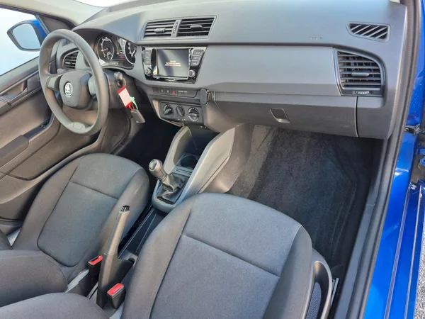 Škoda Fabia Trumf 1.0 TSI 70kW - foto 20