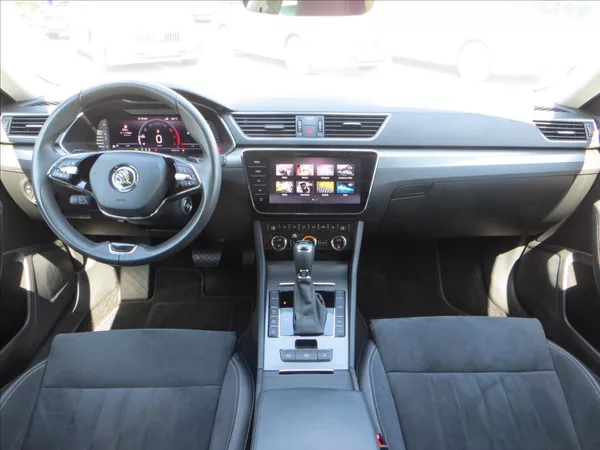 Škoda Superb 2,0 TSI DSG Style 140kW Tažné - foto 30