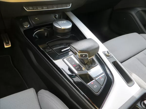 Audi A4 Avant 3,0 TDI 210kW S line qua - foto 16