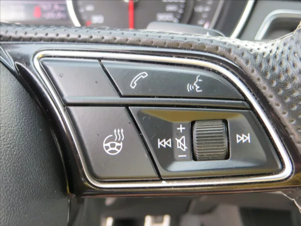 Audi A4 Avant 3,0 TDI 210kW S line qua - foto 27